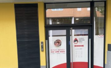 LES PETITS CHAPERONS ROUGES